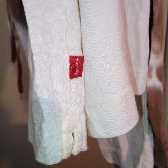 Levi's hooded Pull Over - Picture 6 of 6